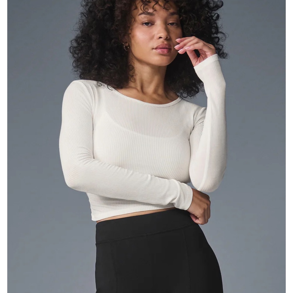 Alo Gather Long Sleeve in Ivory
